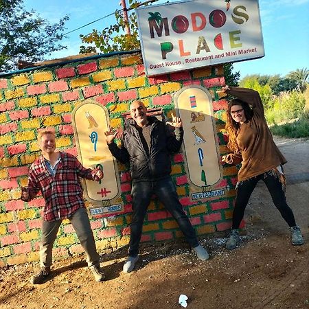 Modos Place Luxor Bagian luar foto