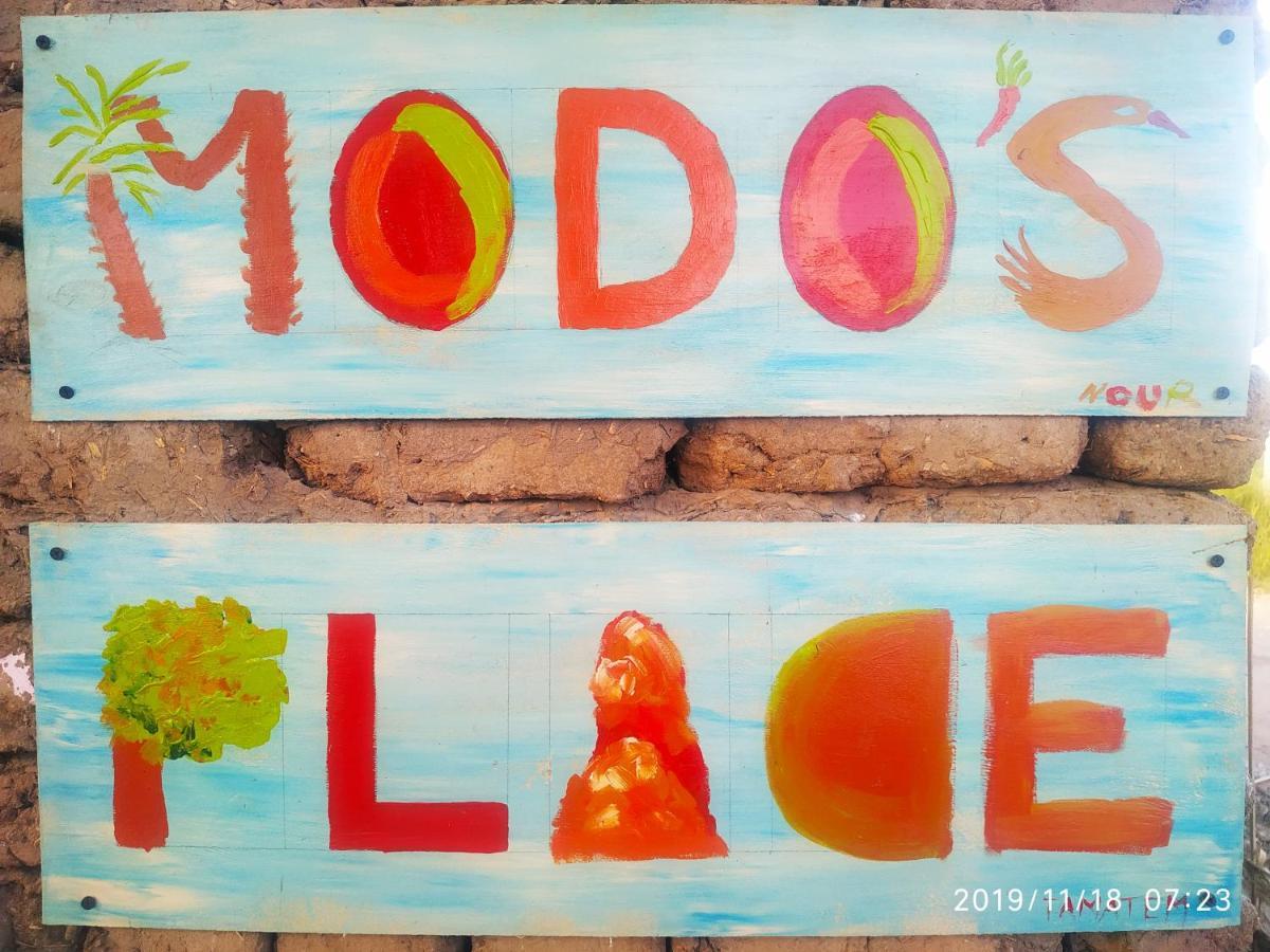 Modos Place Luxor Bagian luar foto