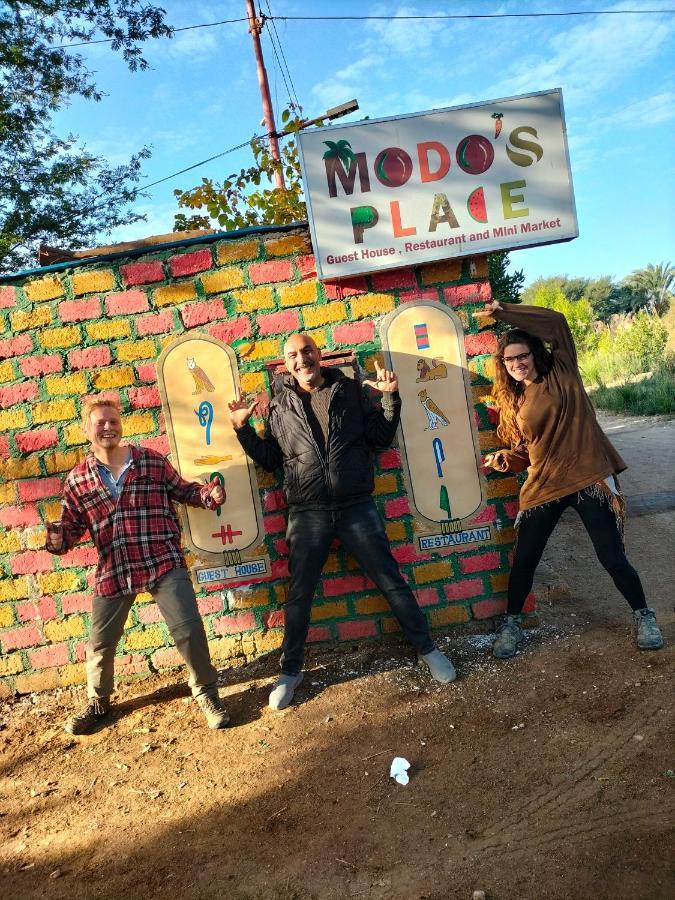 Modos Place Luxor Bagian luar foto